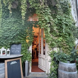 1A2F1BA3-8D12-4981-BE9A-245B63FEE876_1_201_a